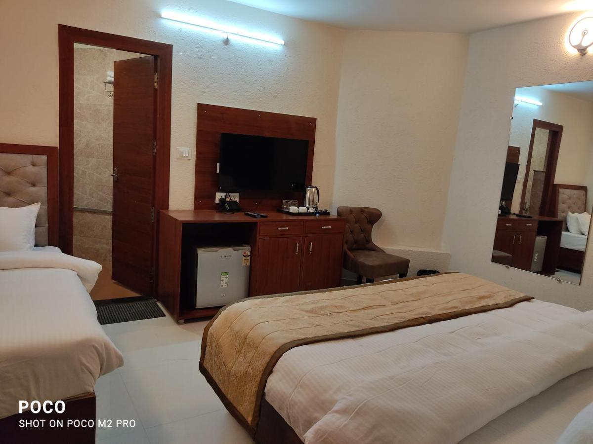 The Empire Resort , Gwalior Ngoại thất bức ảnh