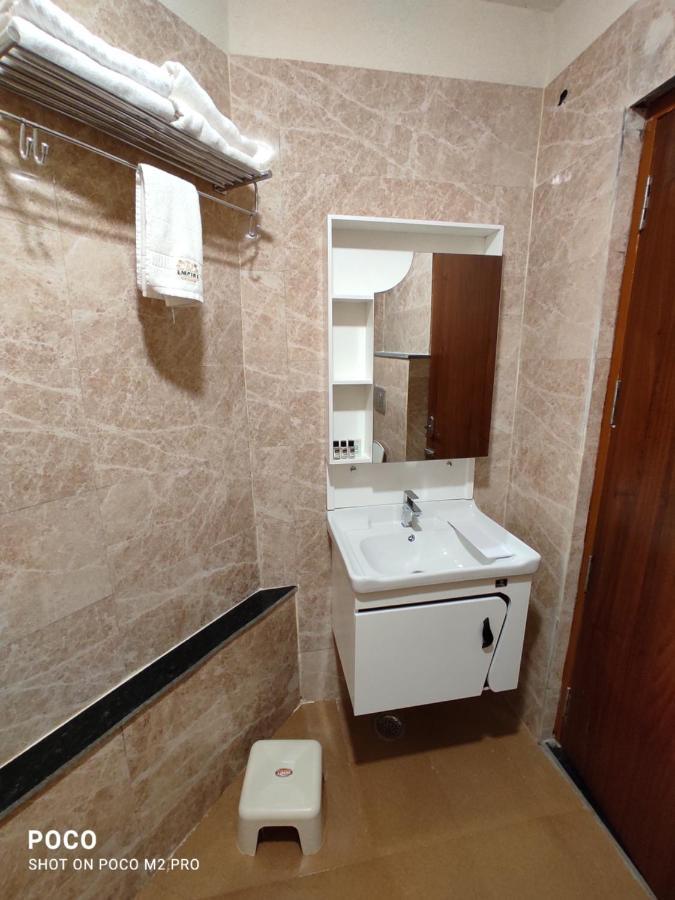 The Empire Resort , Gwalior Ngoại thất bức ảnh